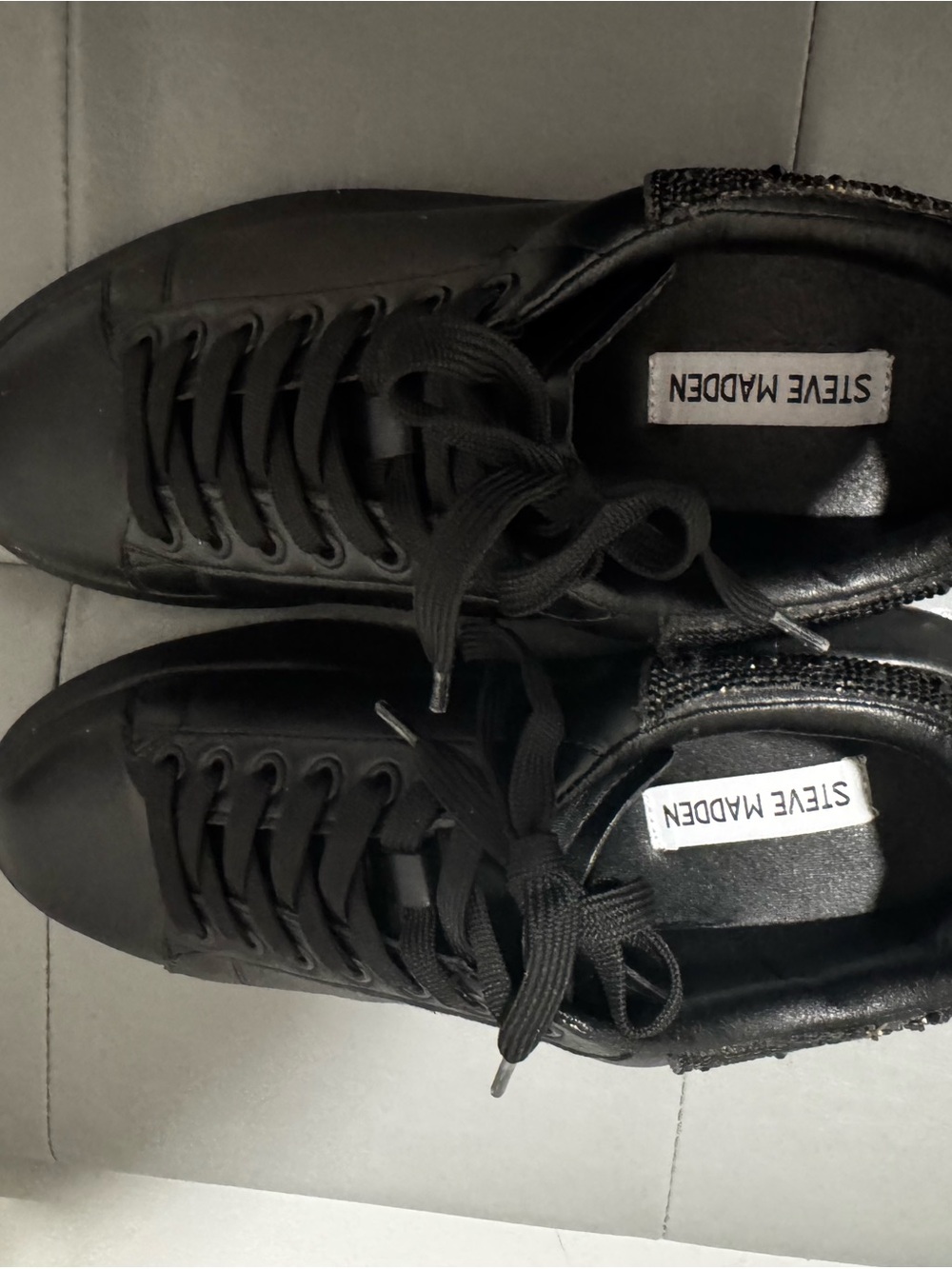 Steve Madden Black Lace-Up Women's Sneakers with Textured Heel